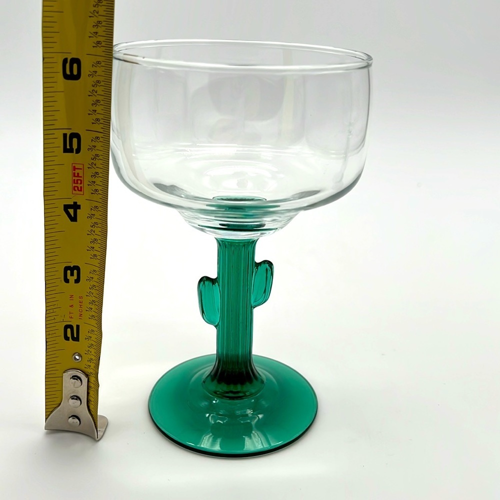 Retro Libbey Cactus Margarita Glasses, Green Stem and Base 16 Ounce (Set of 2) - Picture 8 of 9